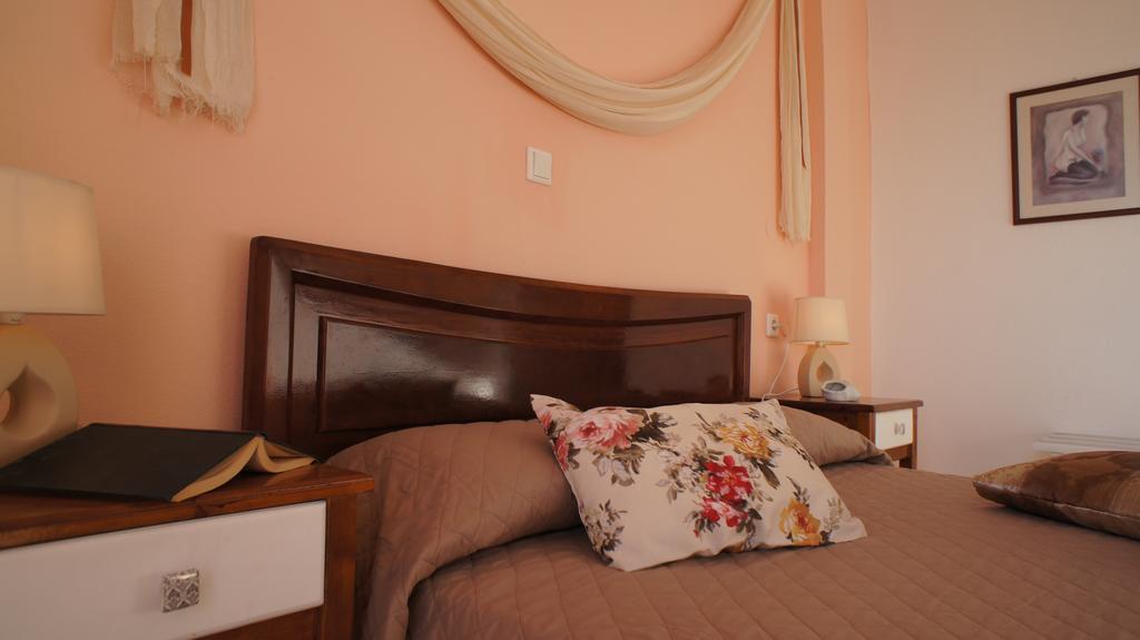Idi Hotel Agia Galini Екстериор снимка