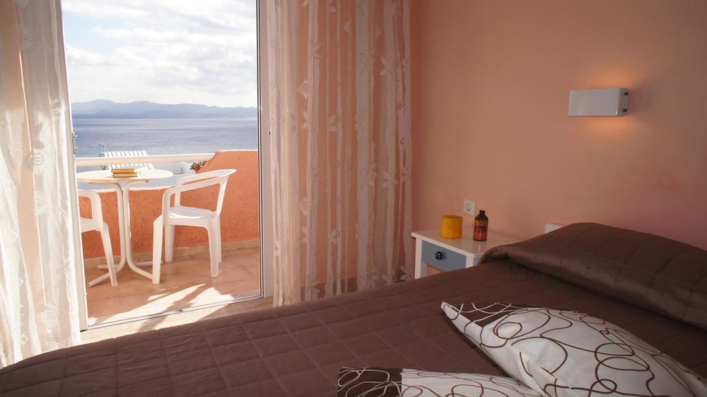 Idi Hotel Agia Galini Екстериор снимка