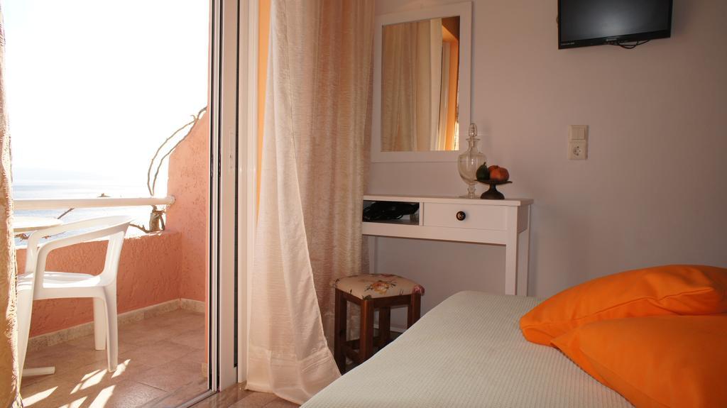 Idi Hotel Agia Galini Екстериор снимка