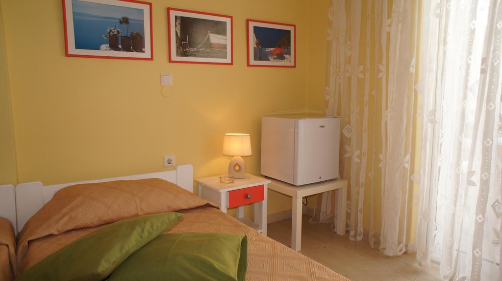 Idi Hotel Agia Galini Екстериор снимка