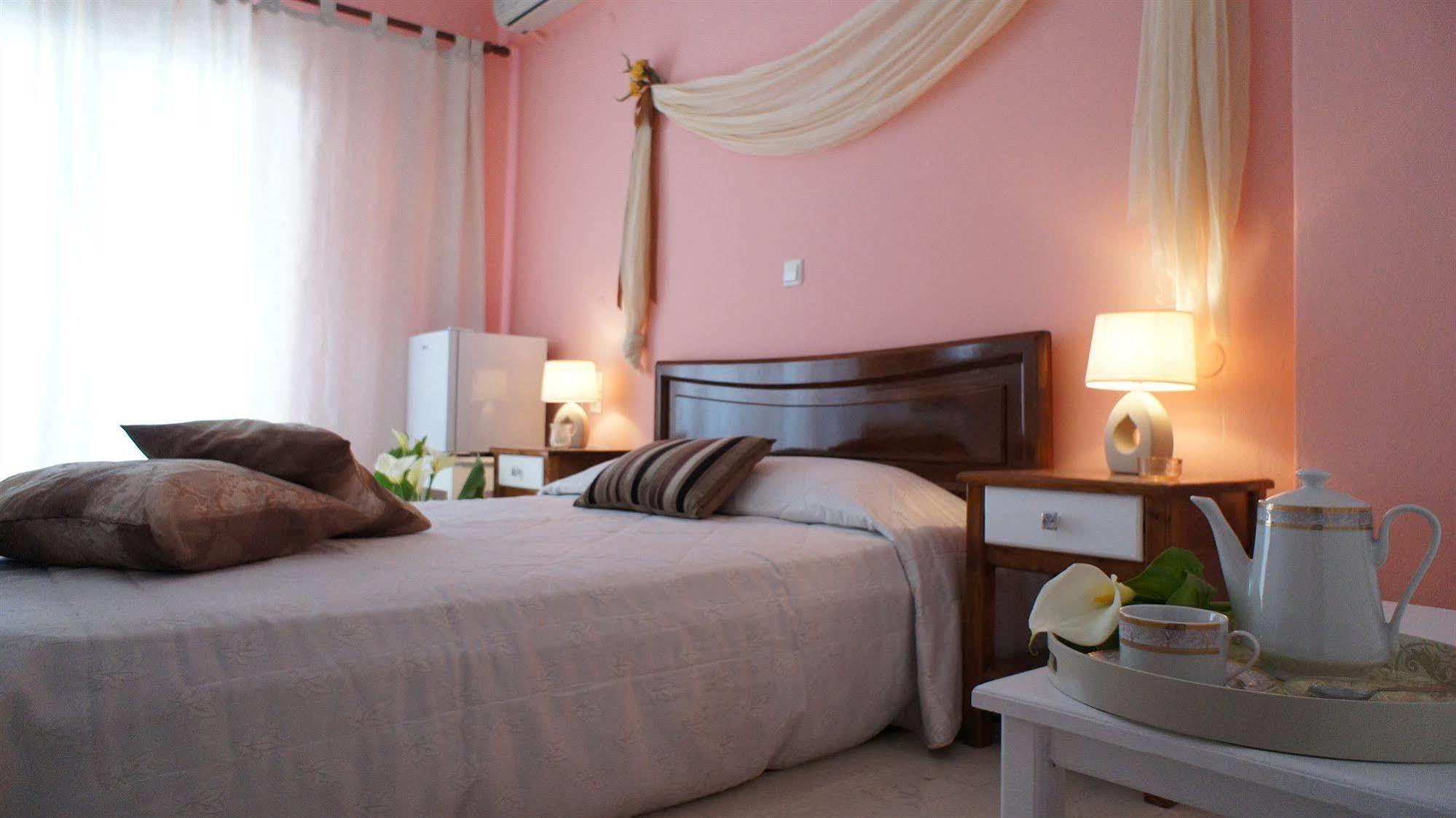 Idi Hotel Agia Galini Екстериор снимка