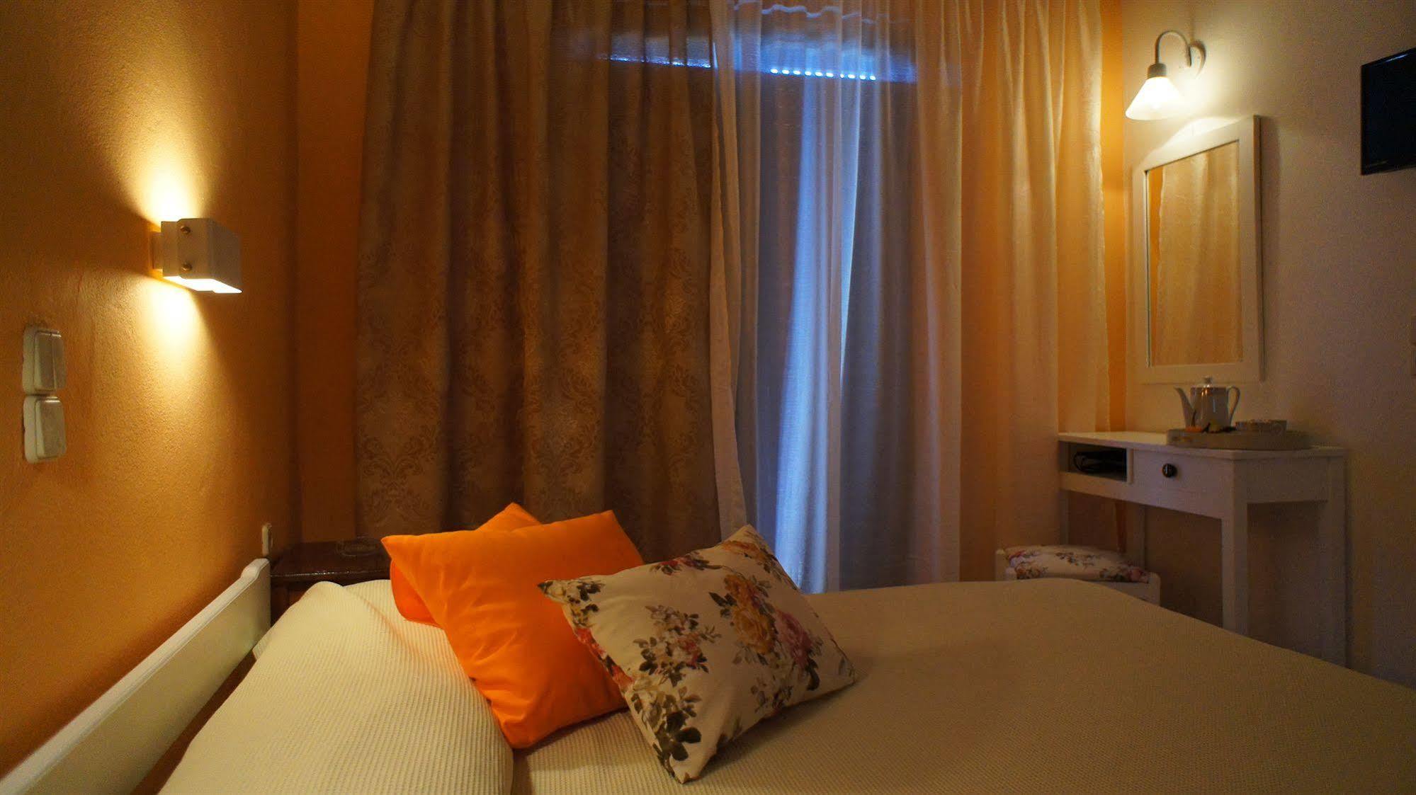 Idi Hotel Agia Galini Екстериор снимка