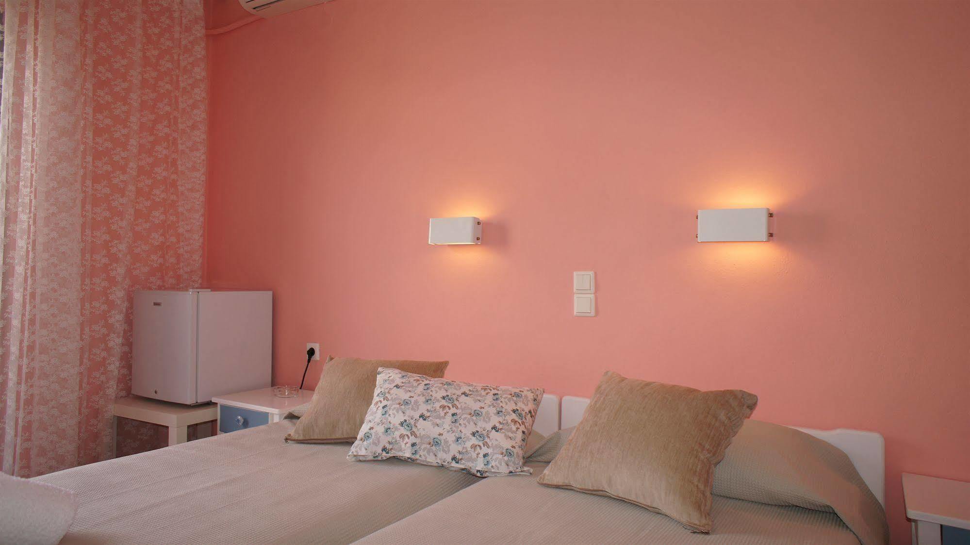 Idi Hotel Agia Galini Екстериор снимка